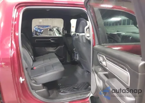 2020 Ram 1500 Big Horn 4X4 5'7 Box z USA, uszkodzony, nr VIN 1C6SRFFTXLN366775